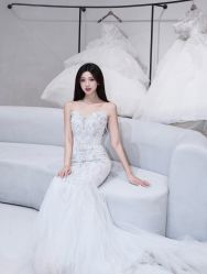 -城市花园婚纱摄影