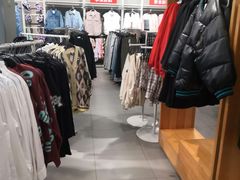 -H&M(华润万象城店)