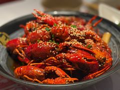 -肥肥虾庄·金牌油焖大虾(汉街SKP店)