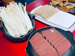 谭公鸭血-谭鸭血老火锅·匠心(环球港旗舰店)