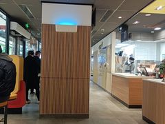 -麦当劳(百联西郊购物中心店)