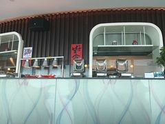 -亚洲国际大酒店·云顶阁旋转自助餐厅