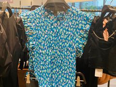 -URBAN REVIVO(上海中庚漫游城店)