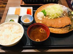 牛かつ130ｇ明太麦飯セット-牛かつもと村(原宿店)