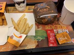 -汉堡王(房山绿地缤纷城店)