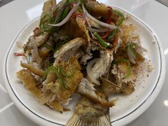 -丹水桥地锅鱼·翘嘴鲌·地方特色全鱼宴(丹江口大坝店)
