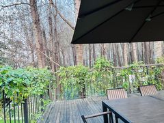 -林间山庄