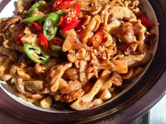 -吴记酱骨炖菜馆(康安路店)