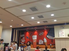 大堂-DQ·蛋糕·冰淇淋(新佳丽店)