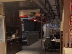 -阿瓦山寨·湘菜现炒·剁椒鱼头王(咸阳总店)