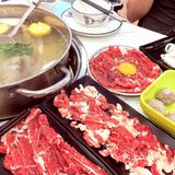 人均四十多，吃到扶墙走的牛肉火锅[点赞]