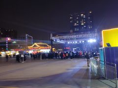 -万达广场(龙湖店)