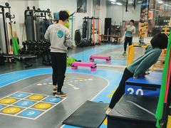 -APT运动康复中心(徐汇万科店)