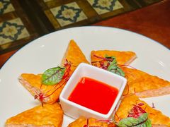 月亮虾饼ShrimpPancakes-Golden Lily河内巴黎法越料理餐厅(建国西路店)