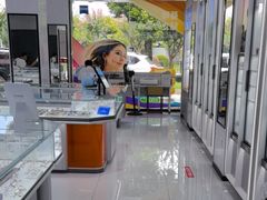 -光明眼镜·蔡司授权(徐泾店)