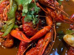 -虾弄弄海派小龙虾·牛羊蝎子火锅