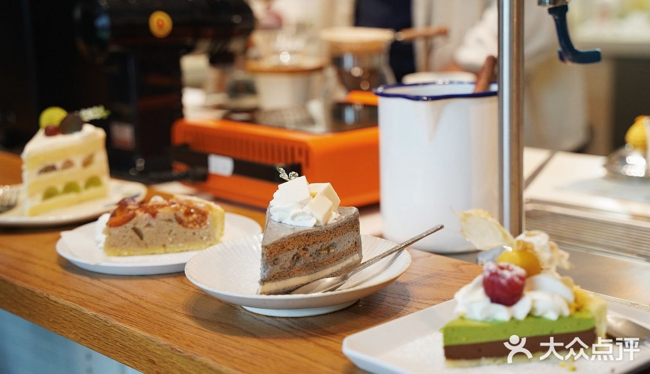 葡萄青提戚风 黑芝麻豆乳红茶戚风