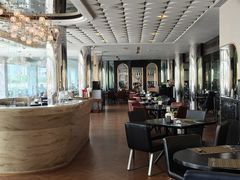 -曼谷湄南河畔华美达广场酒店