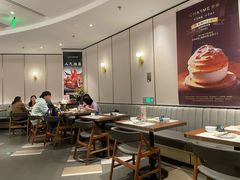 -港丽餐厅(正大店)