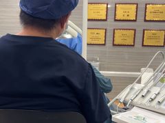 -上海仁爱医院口腔科 · 种植