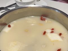 -煲王粤菜餐厅(中侨中心店)