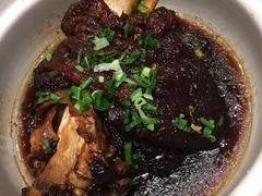 -老码头黑皮肘子锅包肉(赣水路店)