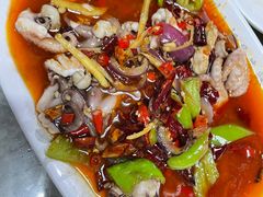 -四川小胡子海鲜(丁村万人海鲜广场店)