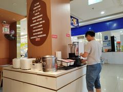 -红渡小香·牛肉麻辣香锅(车站南路店)
