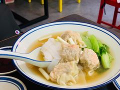 蟹子鲜虾云吞面-左记港食(融科天城店)