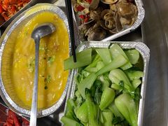 -茸梅路右拐龙虾-农家菜(松江店)