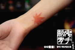 -鬼手纹身小鬼店