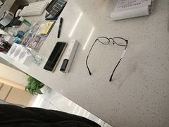 -视野联行眼镜·蔡司·尼康·授权优选门店(青浦宝龙店)