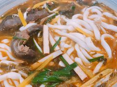 -陈八两面家(华孚写字楼店)