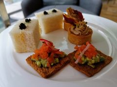 鱼子酱三明治-苏州希尔顿酒店·园大堂吧