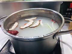 -百品聚旋转火锅(号外店)