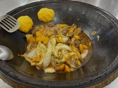 -粘豆包柴火铁锅炖