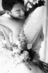 -雪中彩影婚纱摄影·微光艺术中心