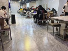 大堂-凤凰路何眼镜香辣蟹(花果园店)