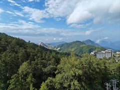 -罗田薄刀峰风景区