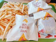 -麦当劳(北苑秋实路店)