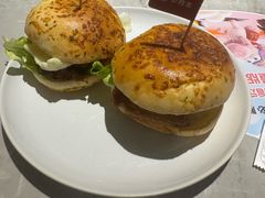 -必胜客(上海新南方商城PH店)