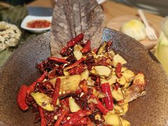 -一朵菌·野生菌探索家火锅(南亚店)