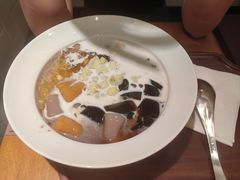 -RUXU入续鸳鸯糖水铺(星寰店)