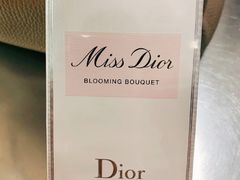 -DIOR迪奥(万象城店)
