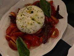 布拉特卡布里沙拉-Fiume福弥意大利餐厅