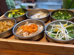 -银米·云南传统过桥米线(双廊黑金冠店)