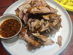 -鸿亨泰杂鱼馆(港馨家园店)