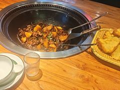 -东北人家铁锅炖(水岸帝景店)