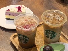 樱花抹茶拿铁-星巴克臻选(思南公馆店)