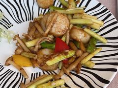 -尚一汤·粤菜海鲜(环球港店)